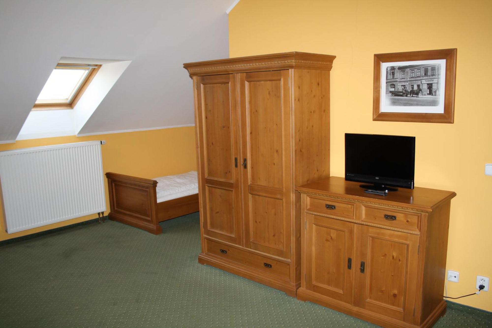 Hotel Boucek Mochov Kültér fotó