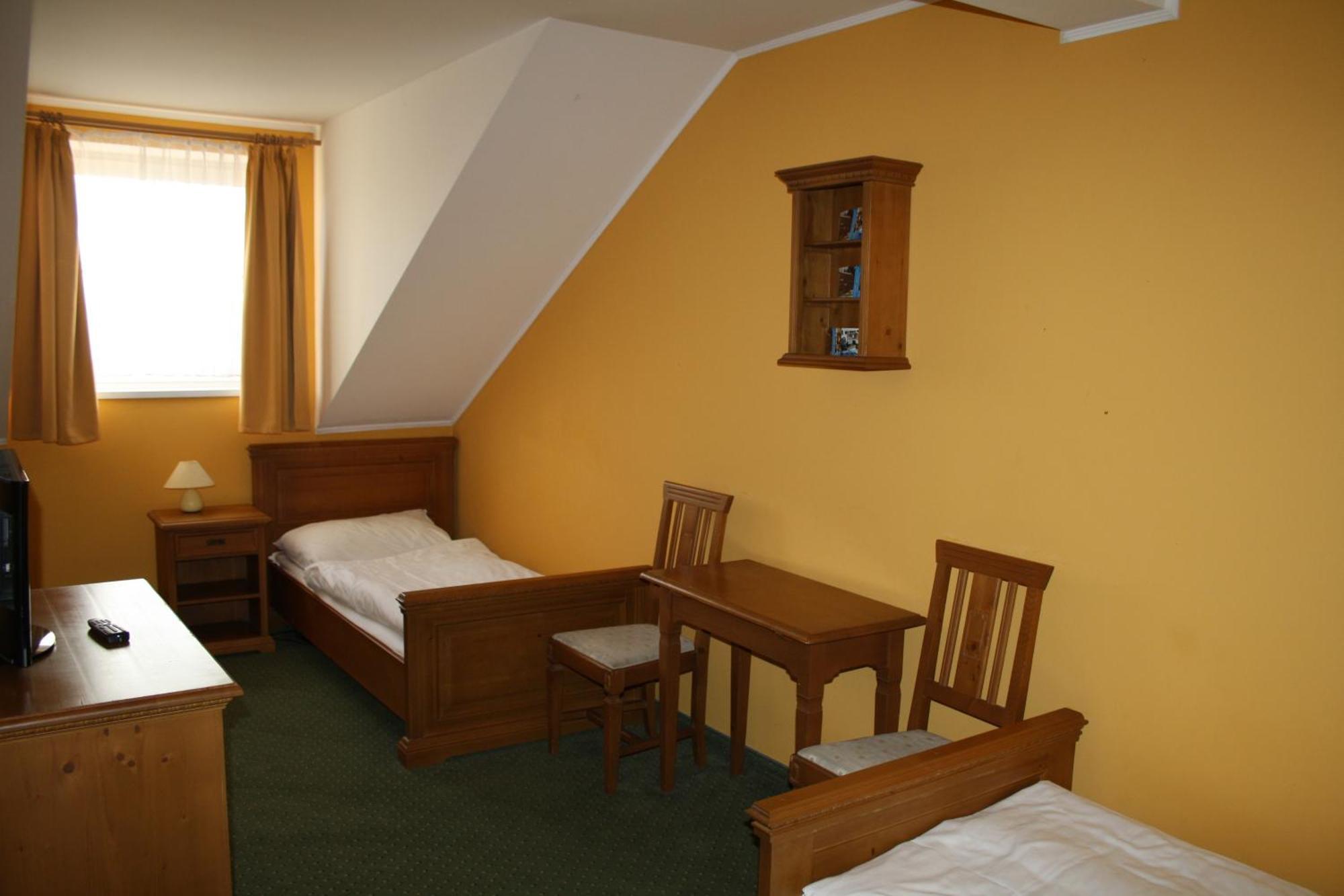 Hotel Boucek Mochov Kültér fotó