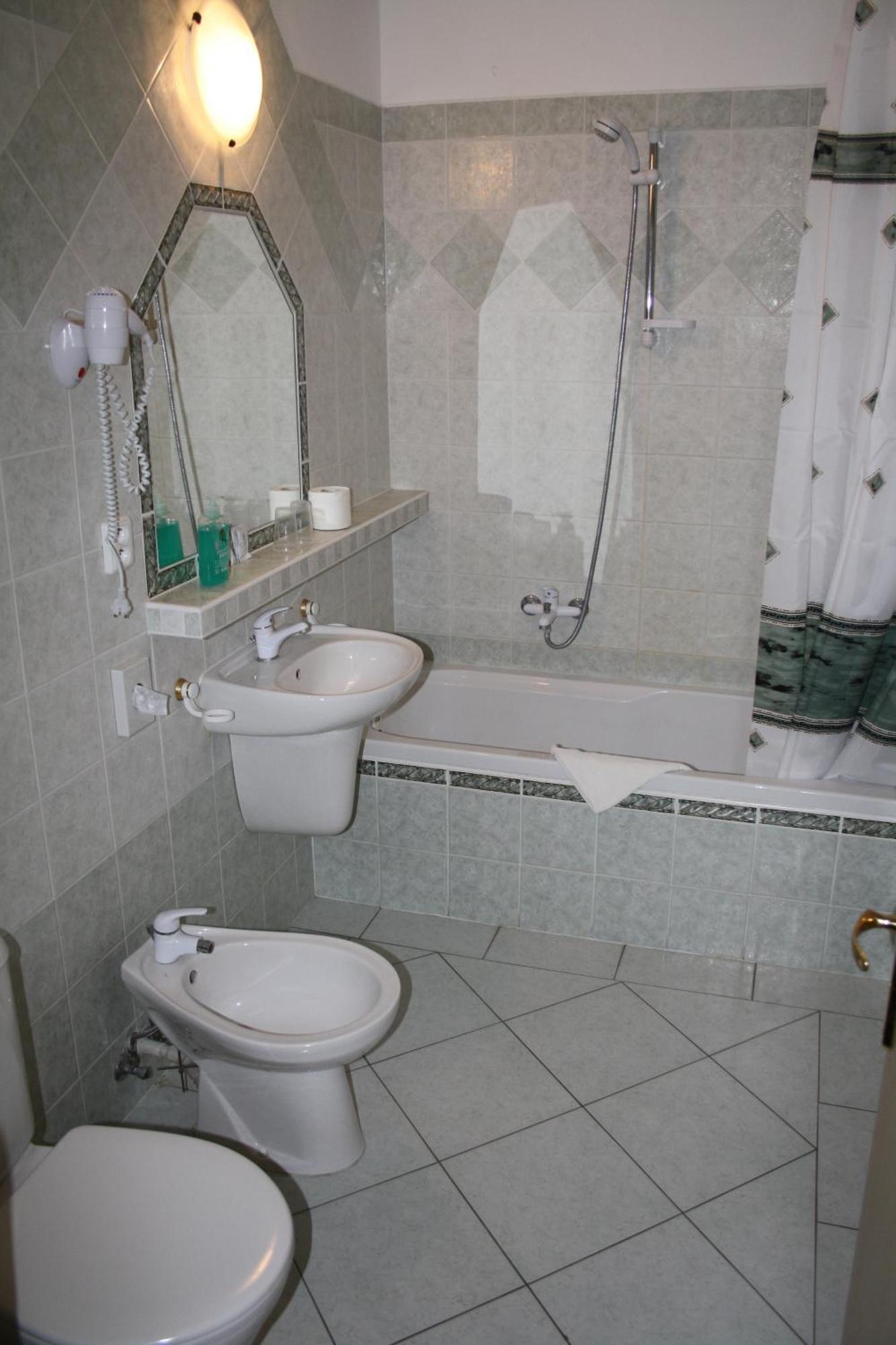 Hotel Boucek Mochov Kültér fotó