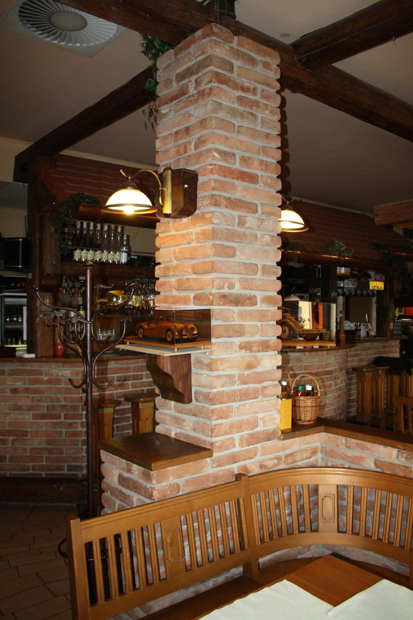 Hotel Boucek Mochov Kültér fotó
